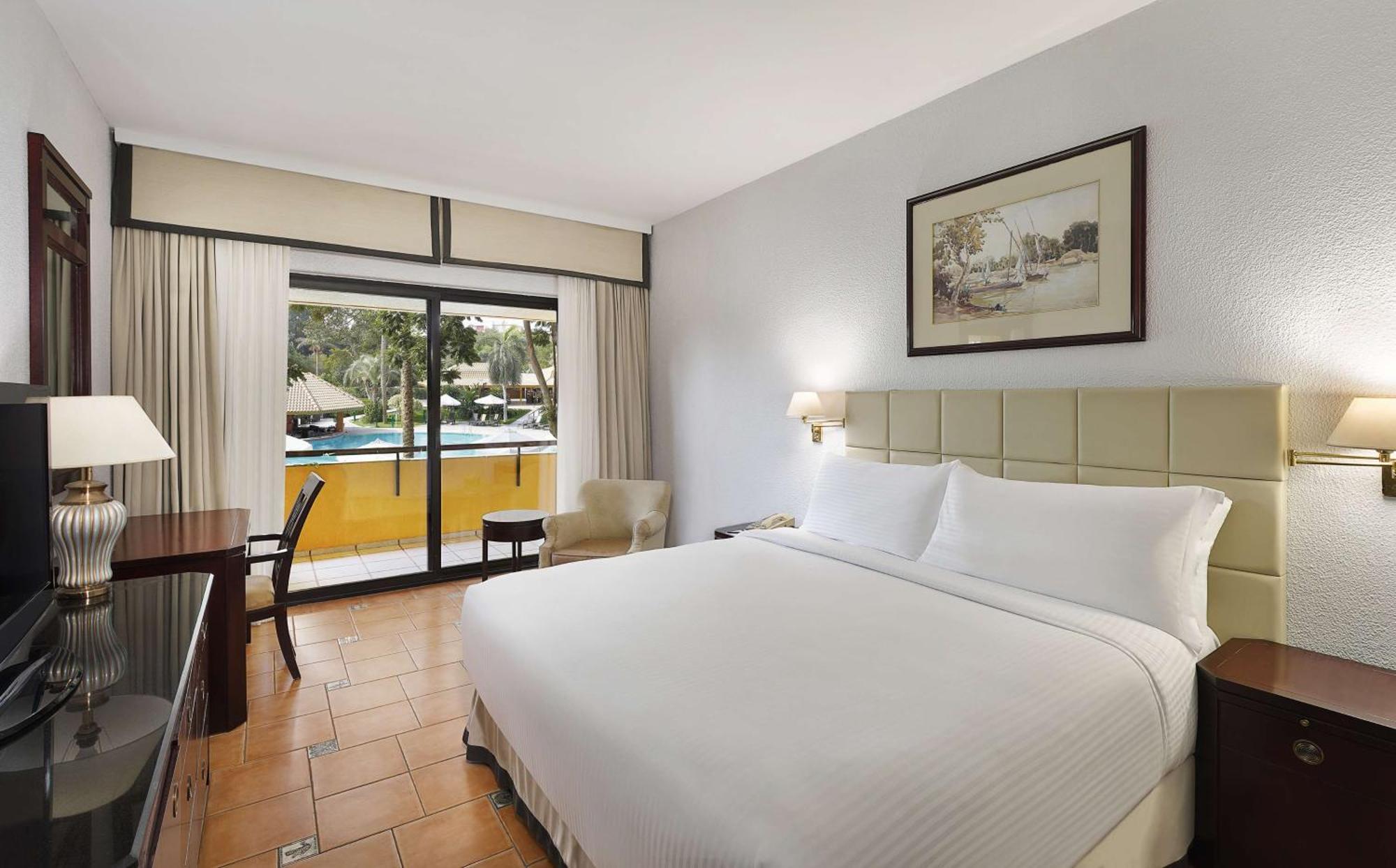 Hilton Cairo Heliopolis Hotel Екстериор снимка A room at the hotel