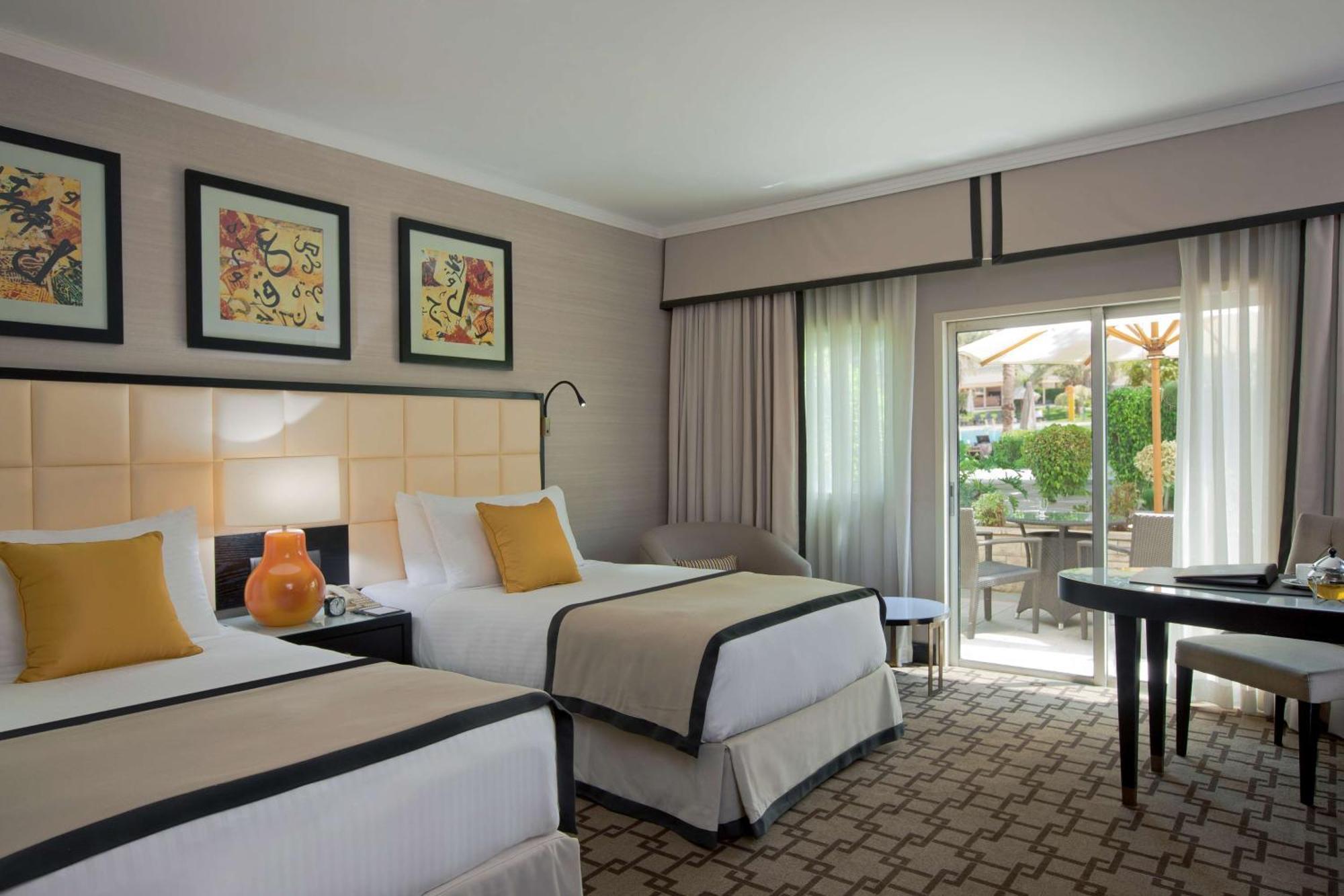 Hilton Cairo Heliopolis Hotel Екстериор снимка