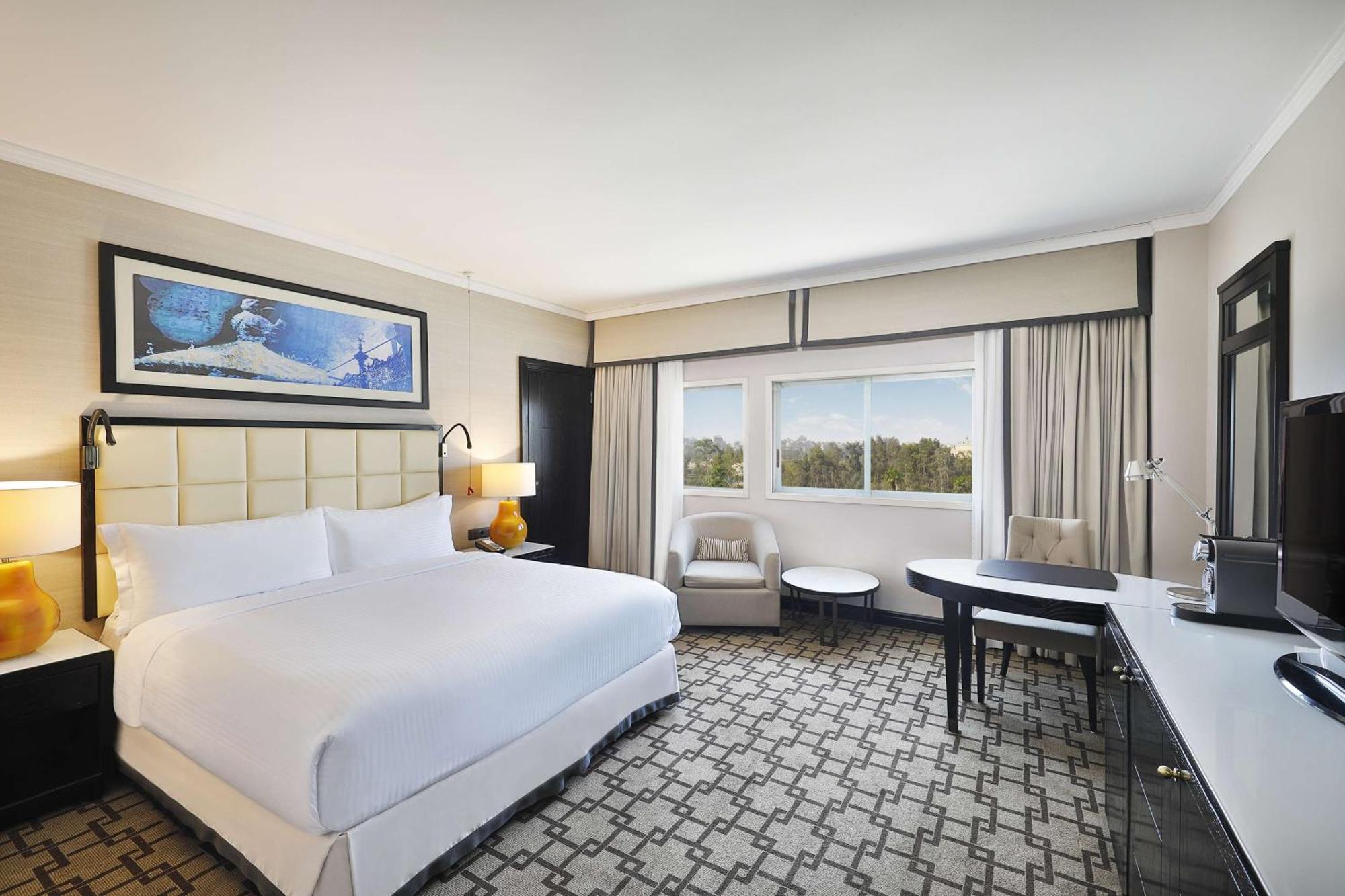 Hilton Cairo Heliopolis Hotel Екстериор снимка